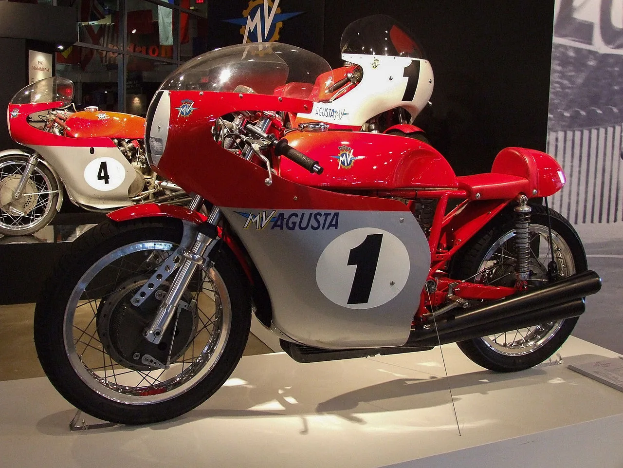 MV Agusta 80 ans